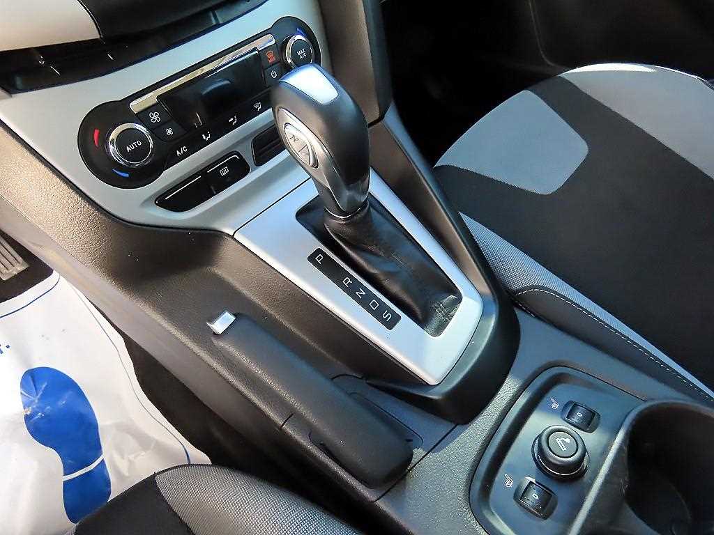 Ford Focus - Vista 10