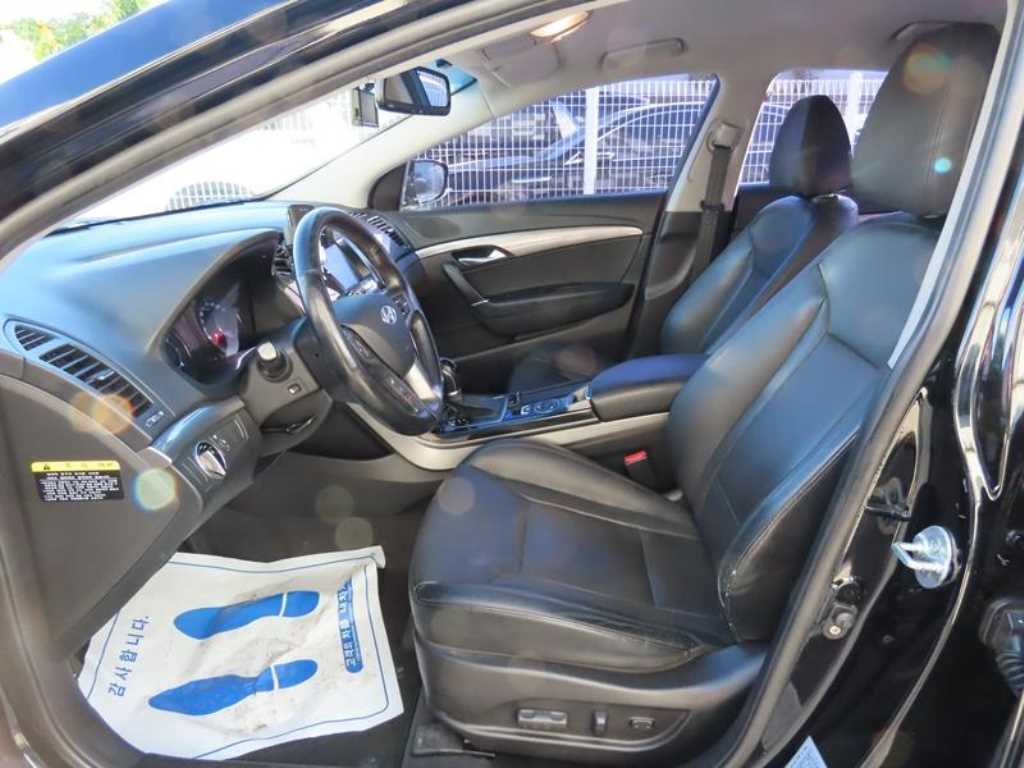 HYUNDAI i40 - Vista 5