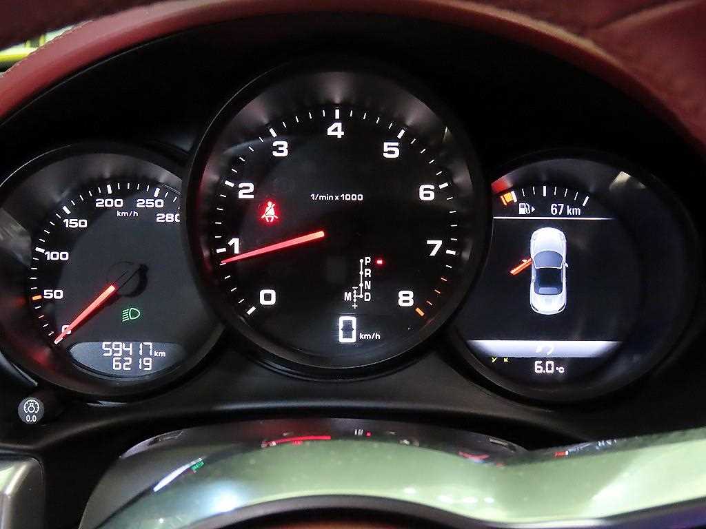 Porsche 718 - Vista 12