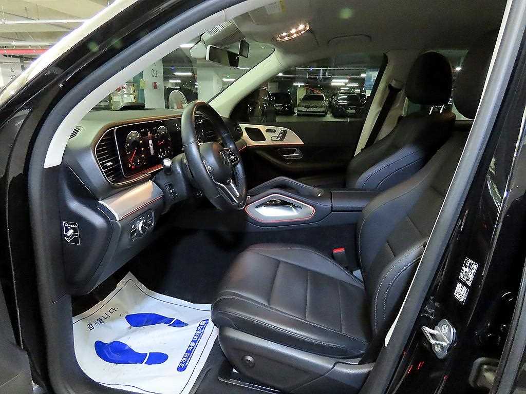 Mercedes Benz GLE Class - Vista 6