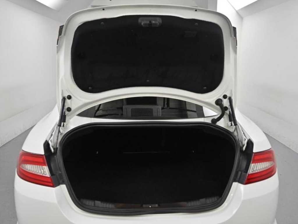 Jaguar XF 2013 Blanco - Importación desde Corea - HF Imports Iquique - Foto 19