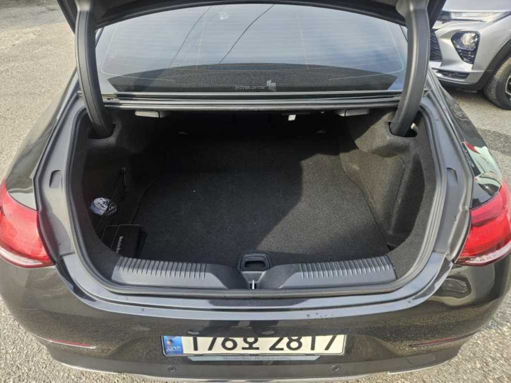 Mercedes Benz CLS Class - Vista 6