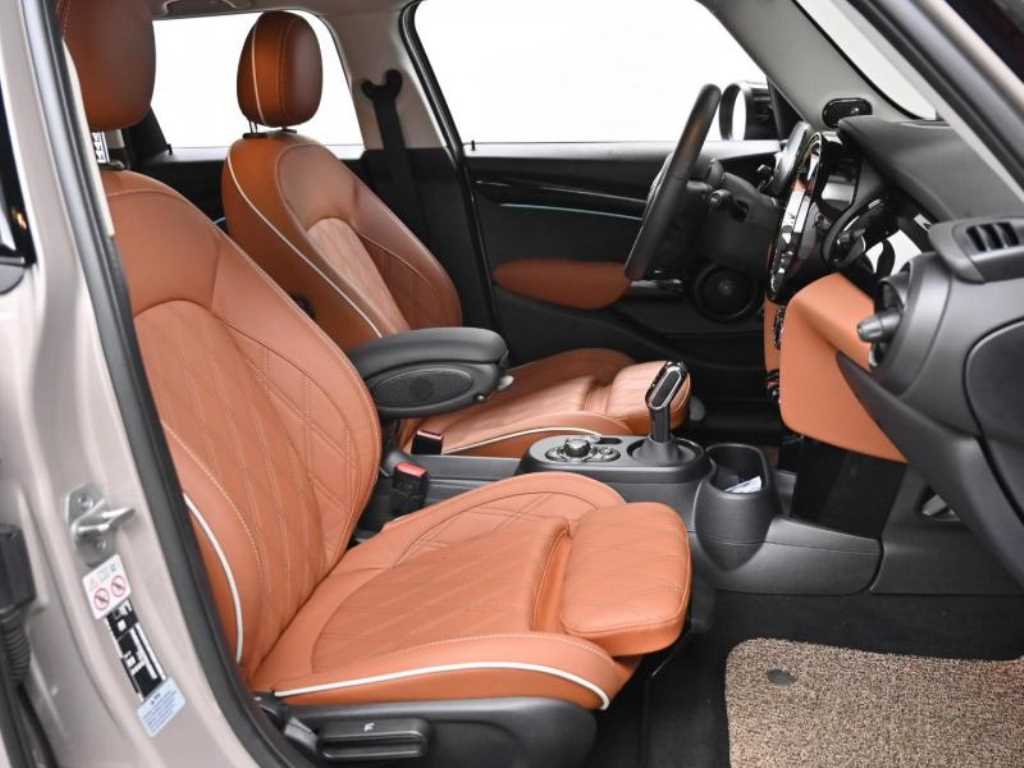 Mini Cooper - Vista 10