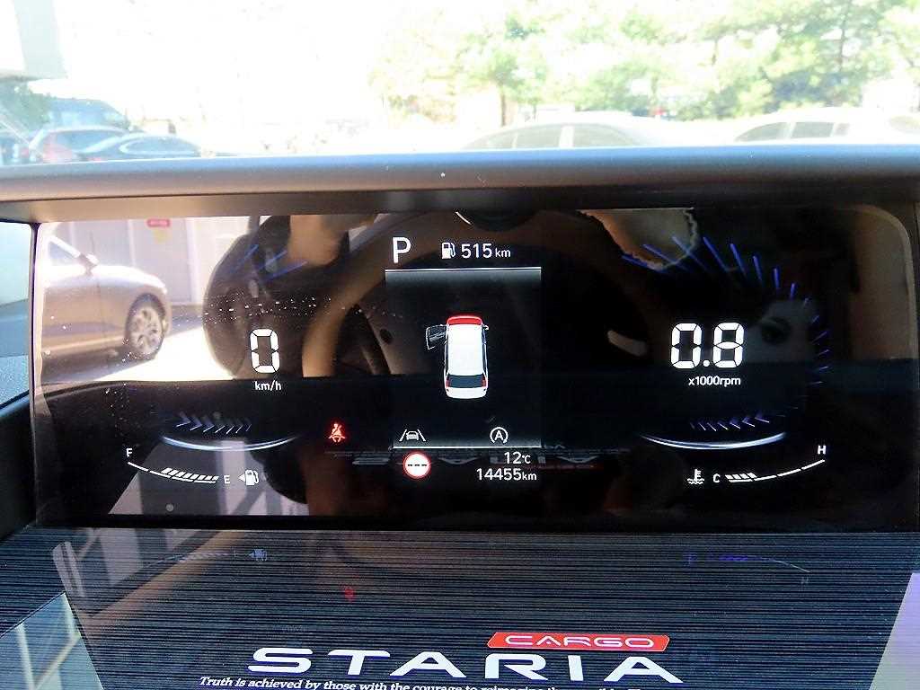 HYUNDAI Staria - Vista 9