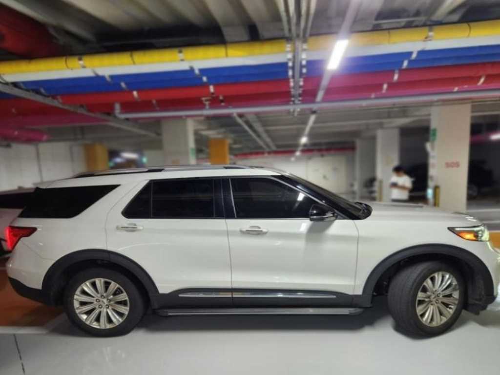 Ford Explorer - Vista 4