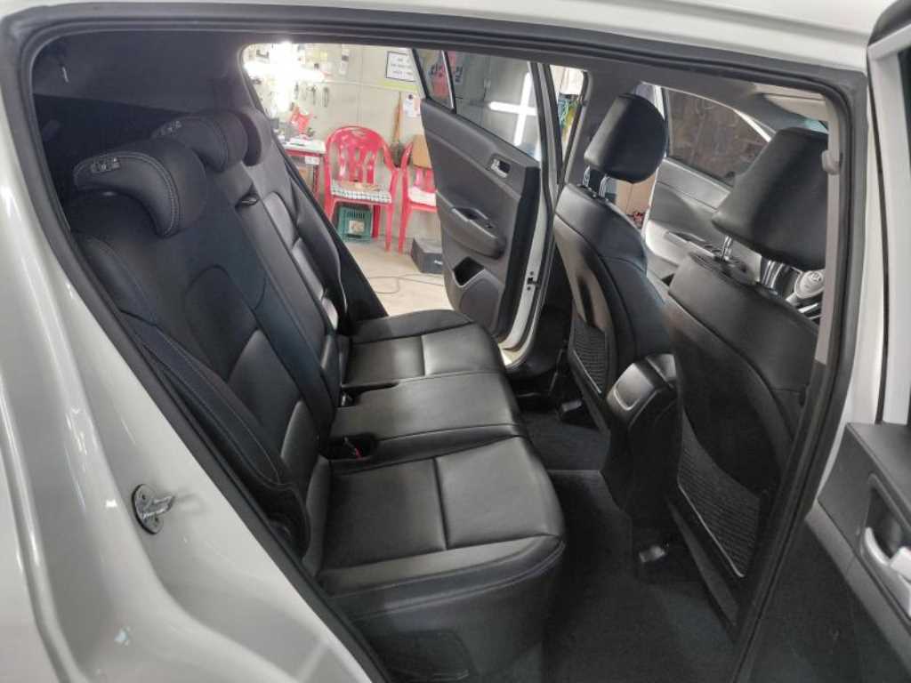 KIA Sportage - Vista 8