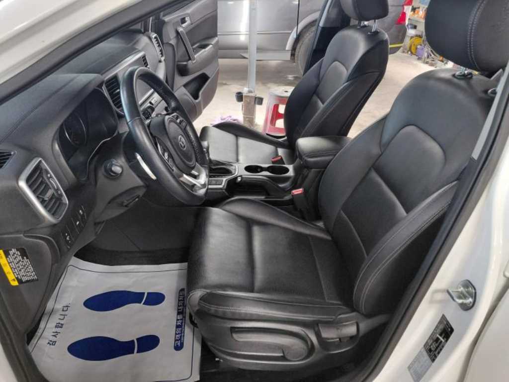 KIA Sportage - Vista 10