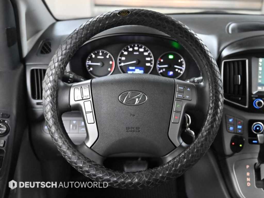 HYUNDAI Starex 2017 Azul - Importación desde Corea - HF Imports Iquique - Foto 13