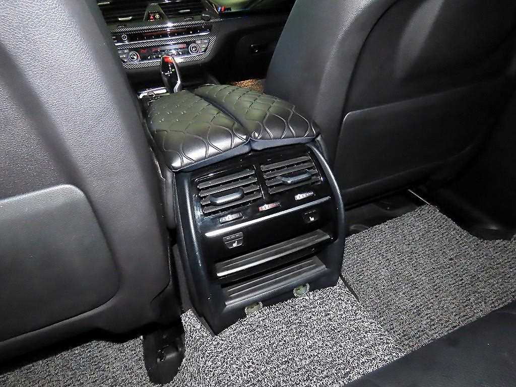 BMW 5 Series 2018 Azul - Importación desde Corea - HF Imports Iquique - Foto 16