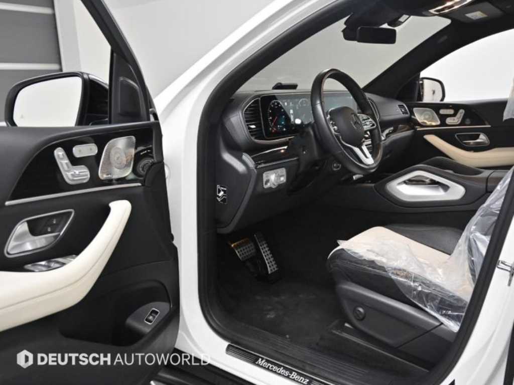 Mercedes Benz GLE Class - Vista 11