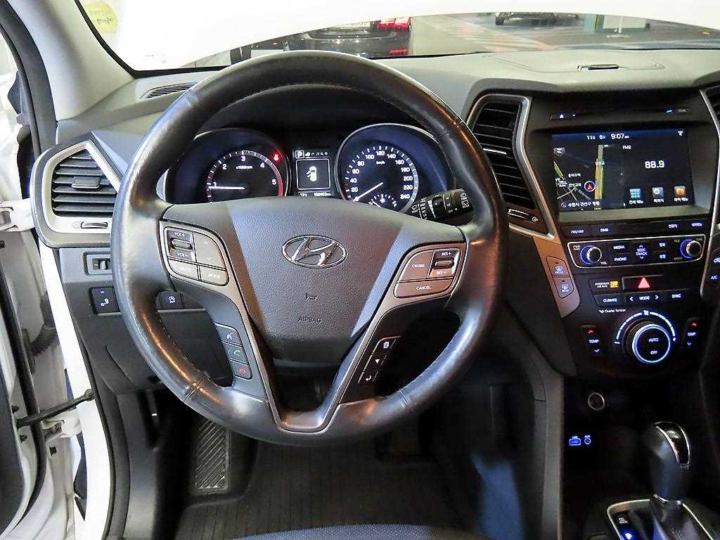 HYUNDAI Santa Fe - Vista 8