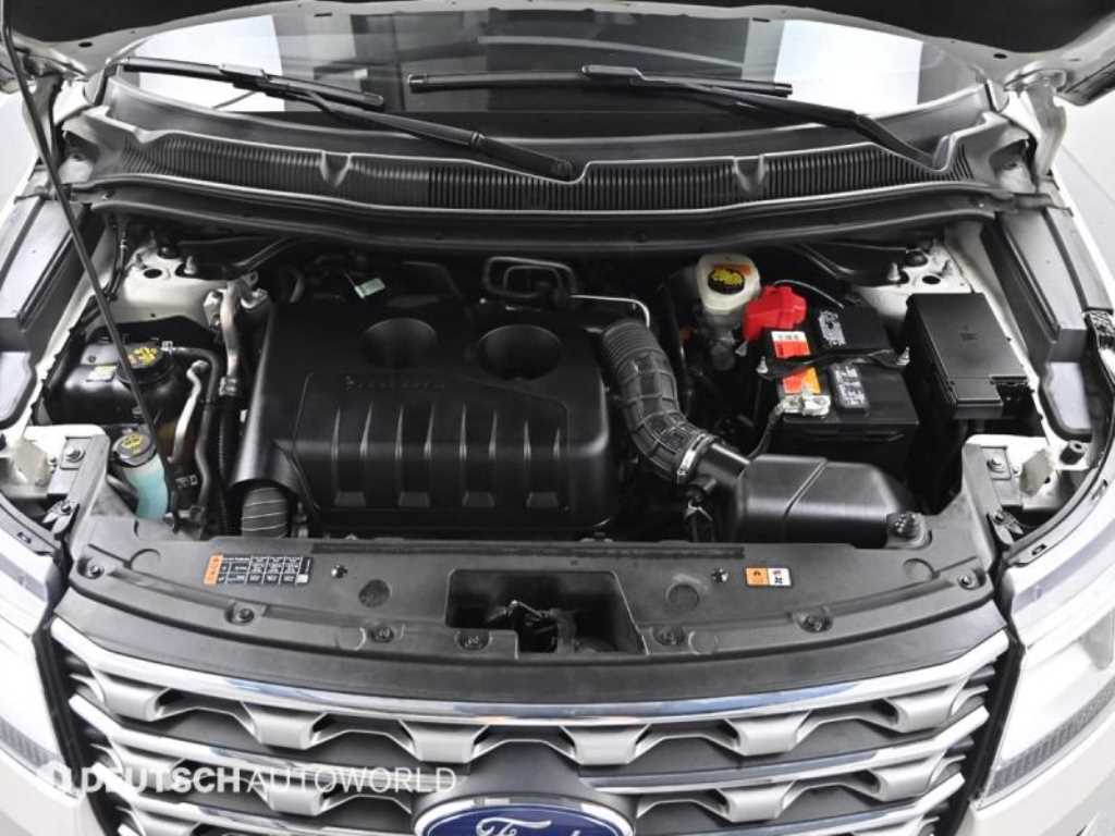 Ford Explorer - Vista 6