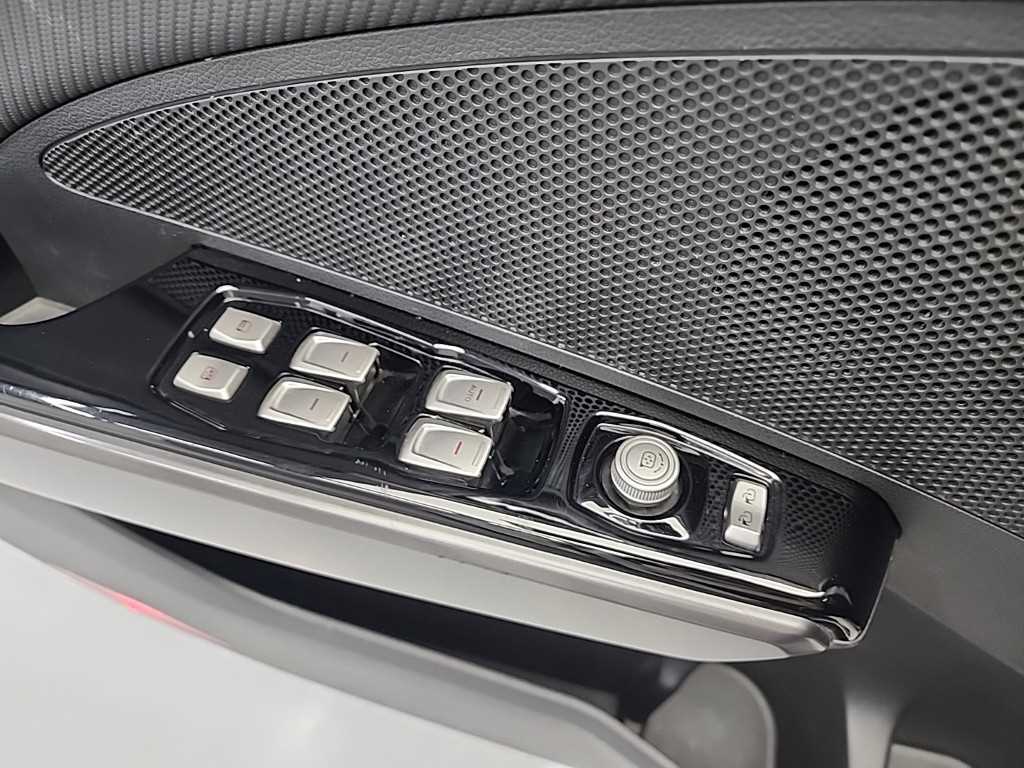 Ssangyong Tivoli 2019 Blanco - Importación desde Corea - HF Imports Iquique - Foto 16