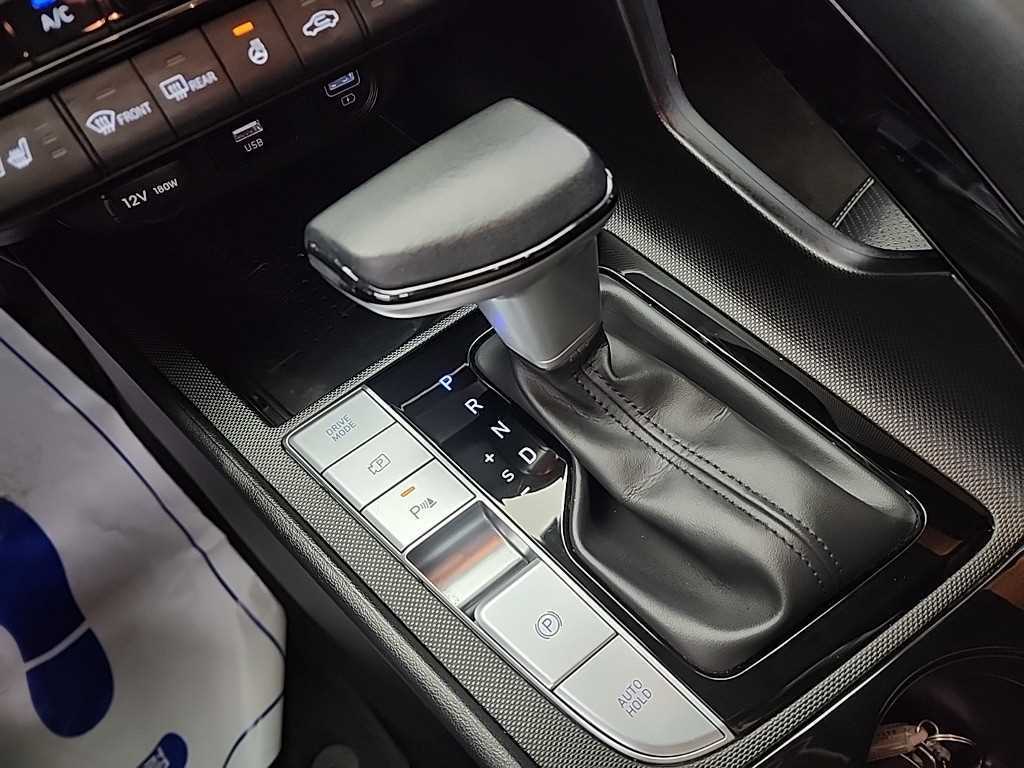 HYUNDAI Avante - Vista 8