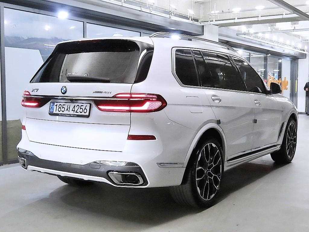 BMW X7 - Vista 4