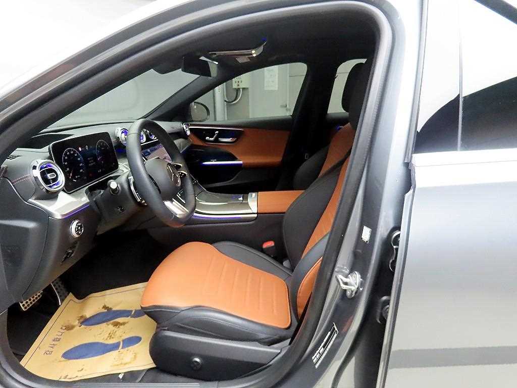 Mercedes Benz C Class - Vista 5