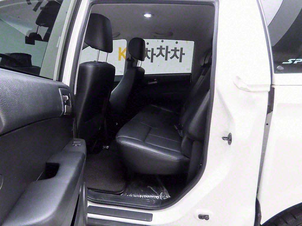 Ssangyong Korando 2016 Blanco - Importación desde Corea - HF Imports Iquique - Foto 14