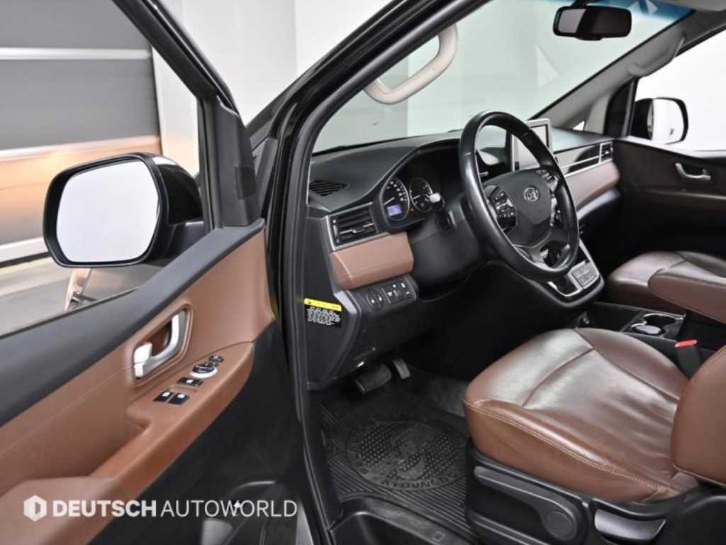 HYUNDAI Starex - Vista 11