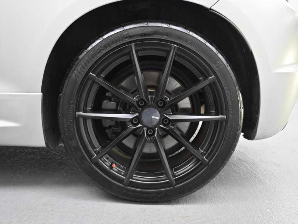 Volkswagen Scirocco - Vista 5