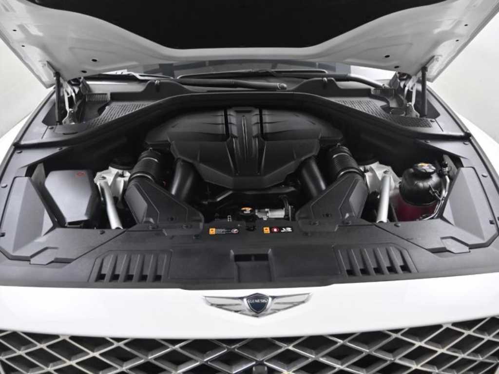 Genesis GV80 - Vista 6