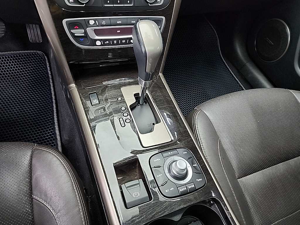 SAMSUNG SM5 - Vista 8