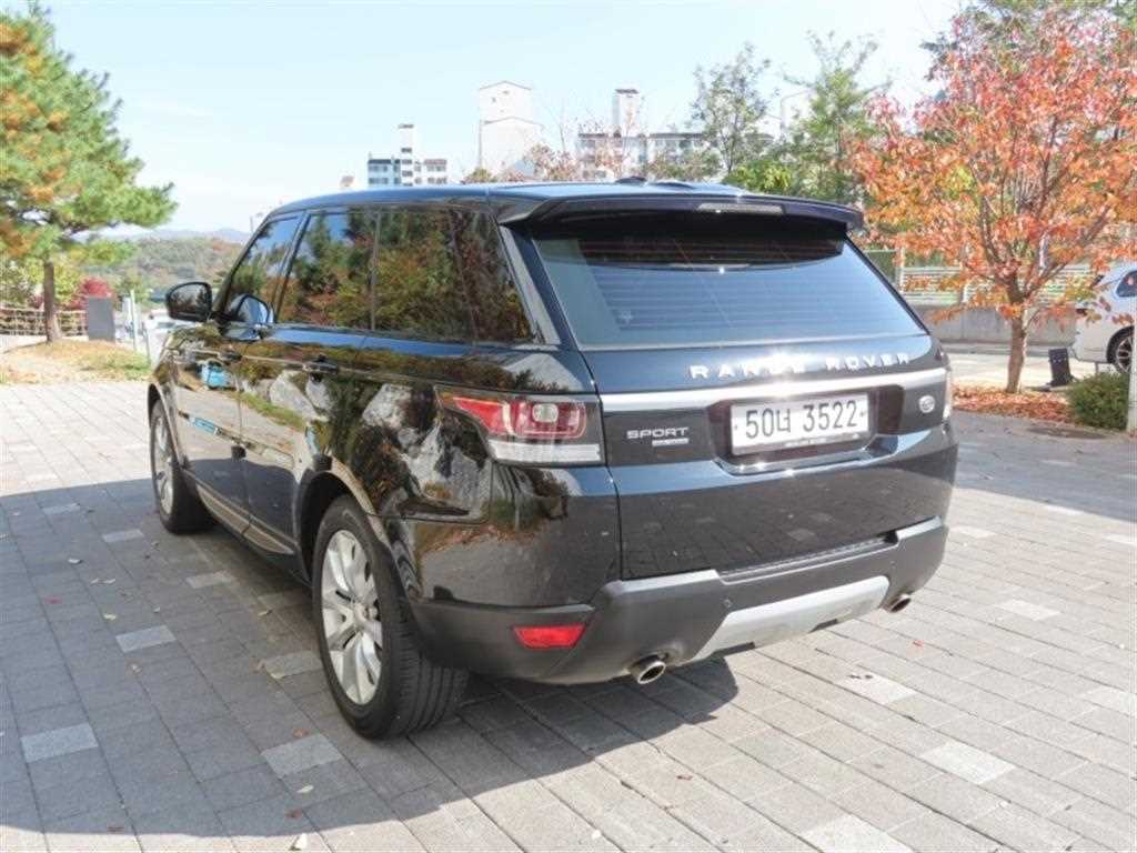 Land Rover Range Rover Sports - Vista 4