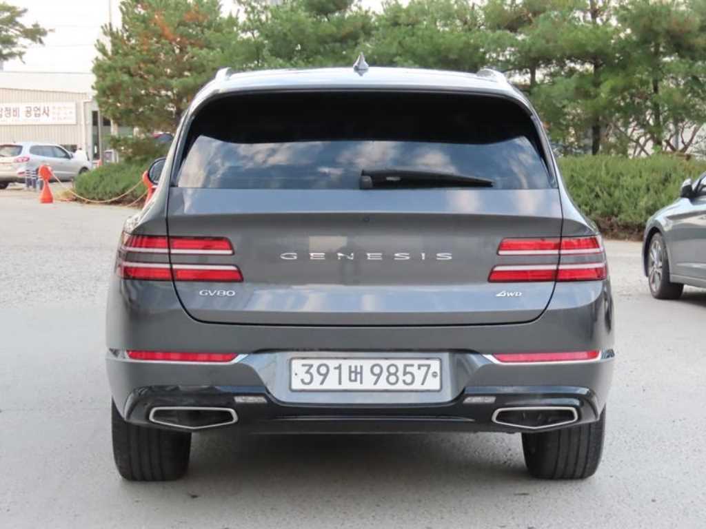 Genesis GV80 - Vista 4