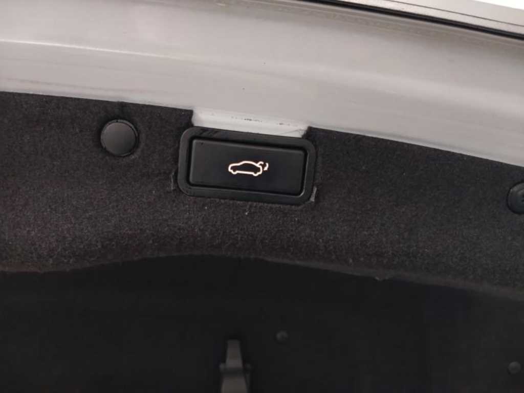 HYUNDAI Genesis 2008 Plateado - Importación desde Corea - HF Imports Iquique - Foto 17