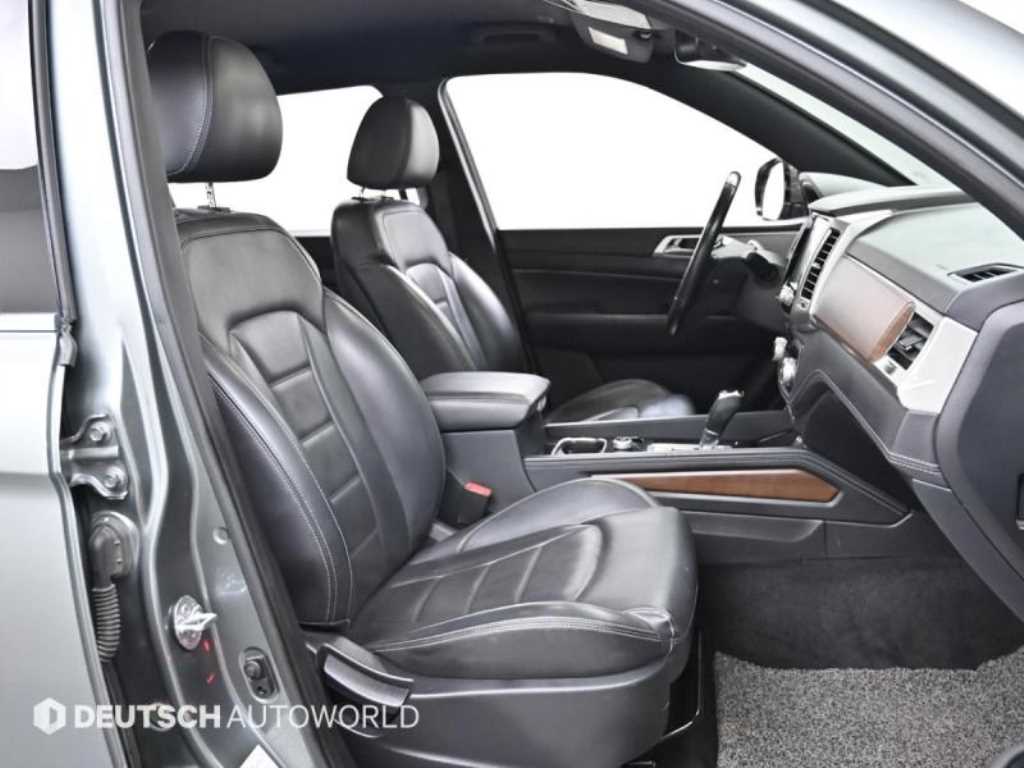 Ssangyong Rexton - Vista 10