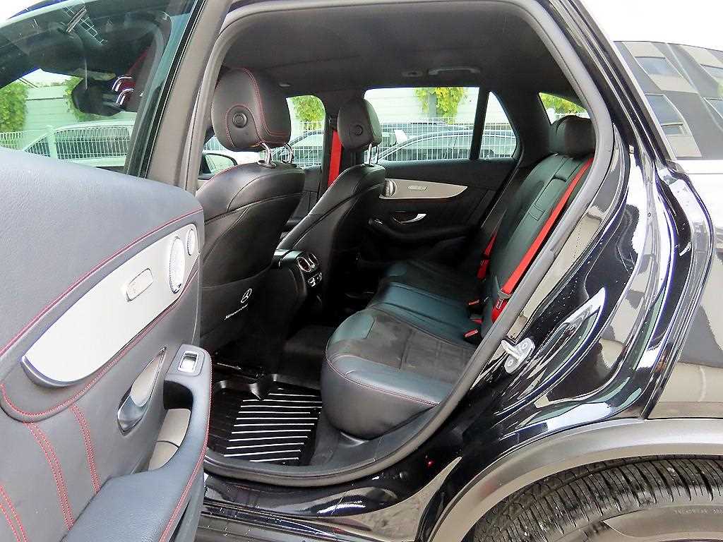 Mercedes Benz GLC Class - Vista 6