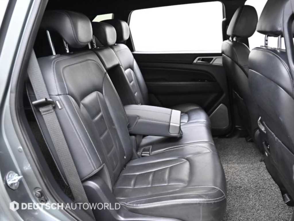 Ssangyong Rexton - Vista 12