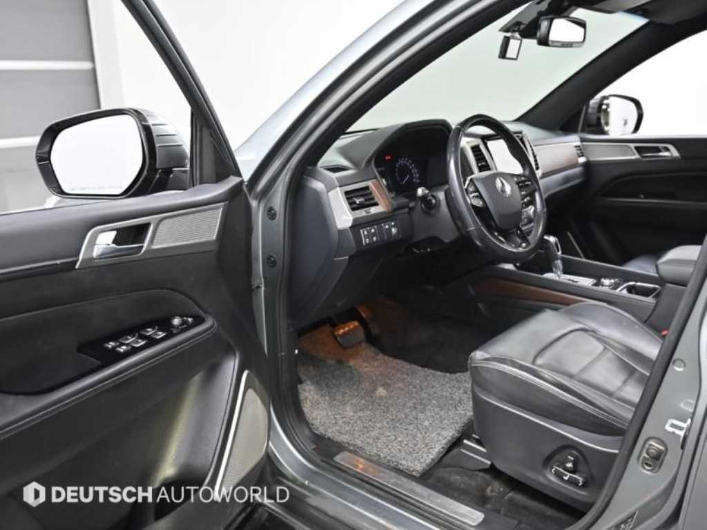 Ssangyong Rexton - Vista 11
