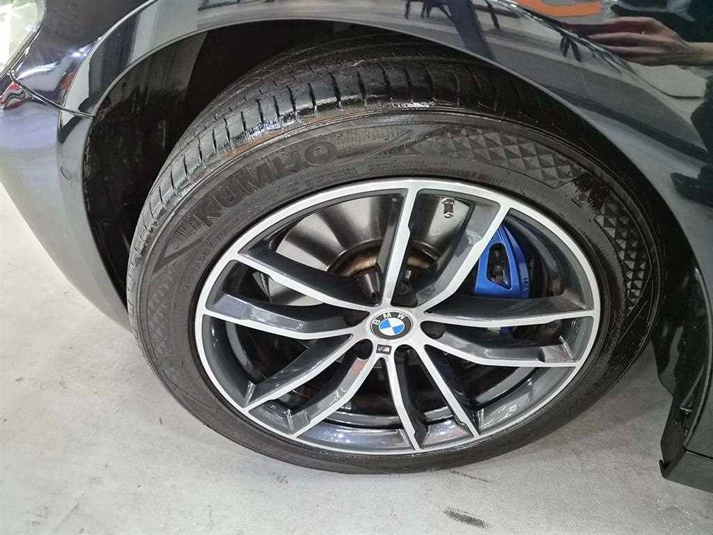 BMW 5 Series 2022 Negro - Importación desde Corea - HF Imports Iquique - Foto 20