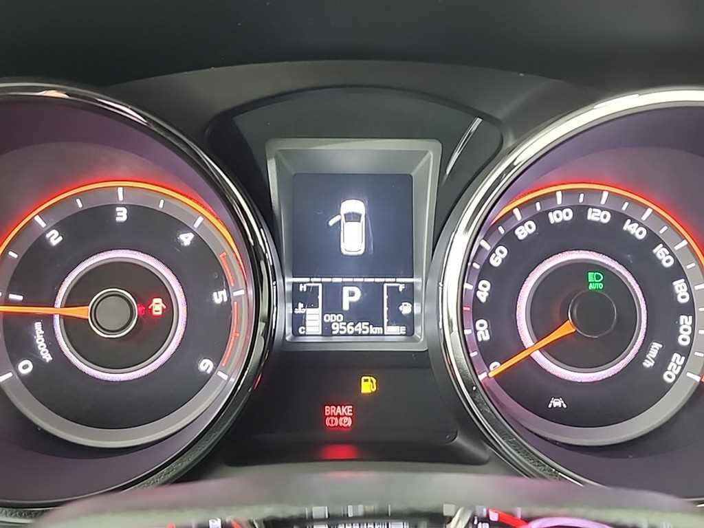 Ssangyong Tivoli - Vista 6