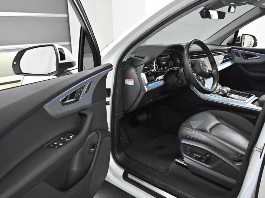 Audi Q7 - Vista 11