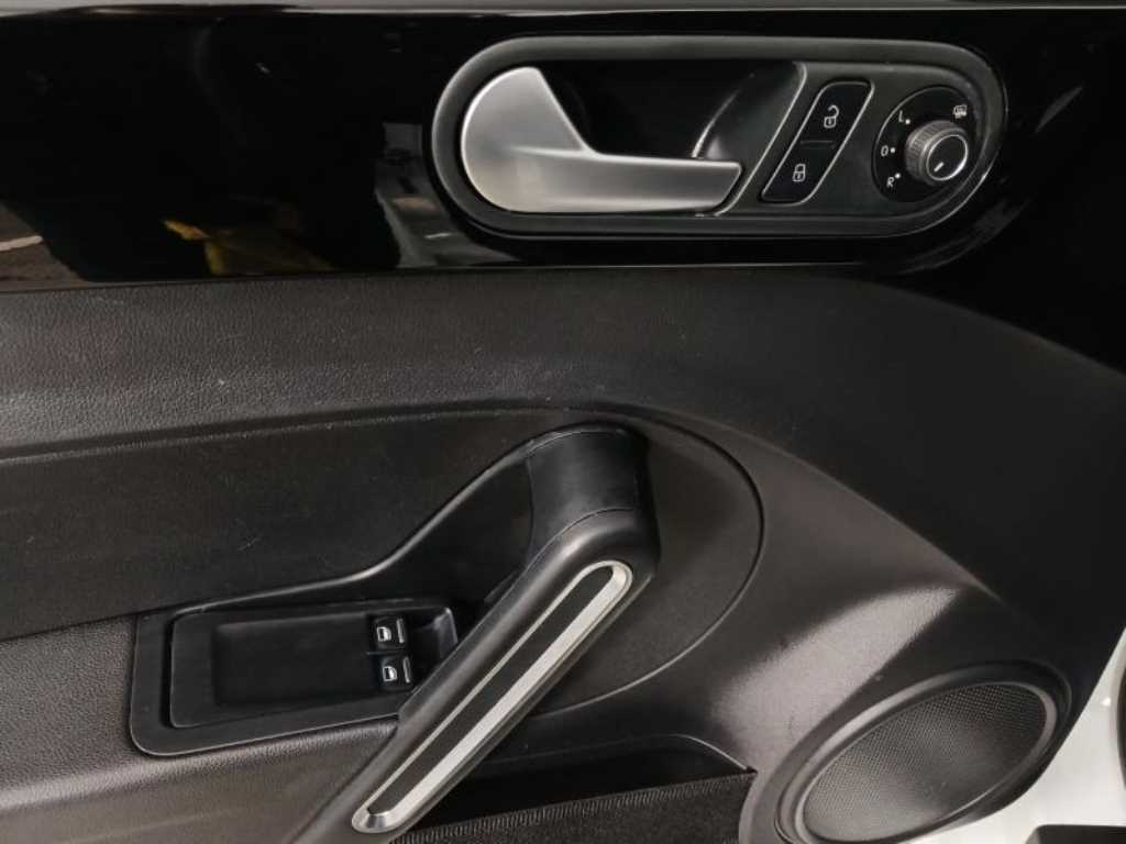 Volkswagen Beetle - Vista 9