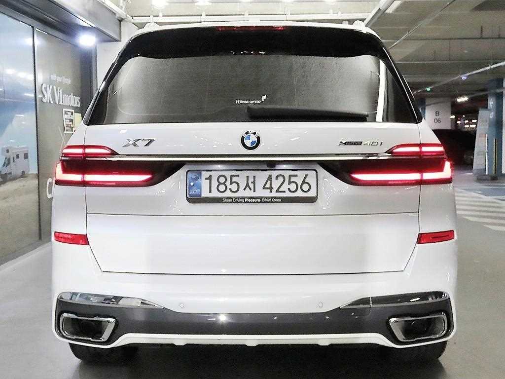 BMW X7 - Vista 5