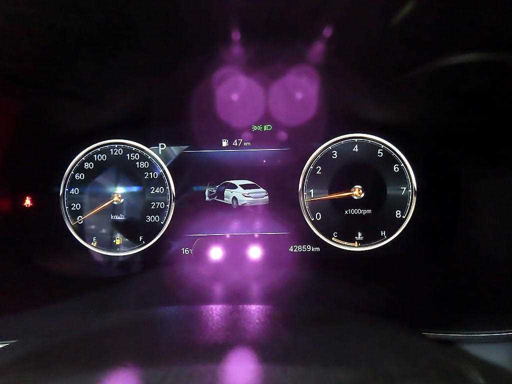 Genesis G70 - Vista 9