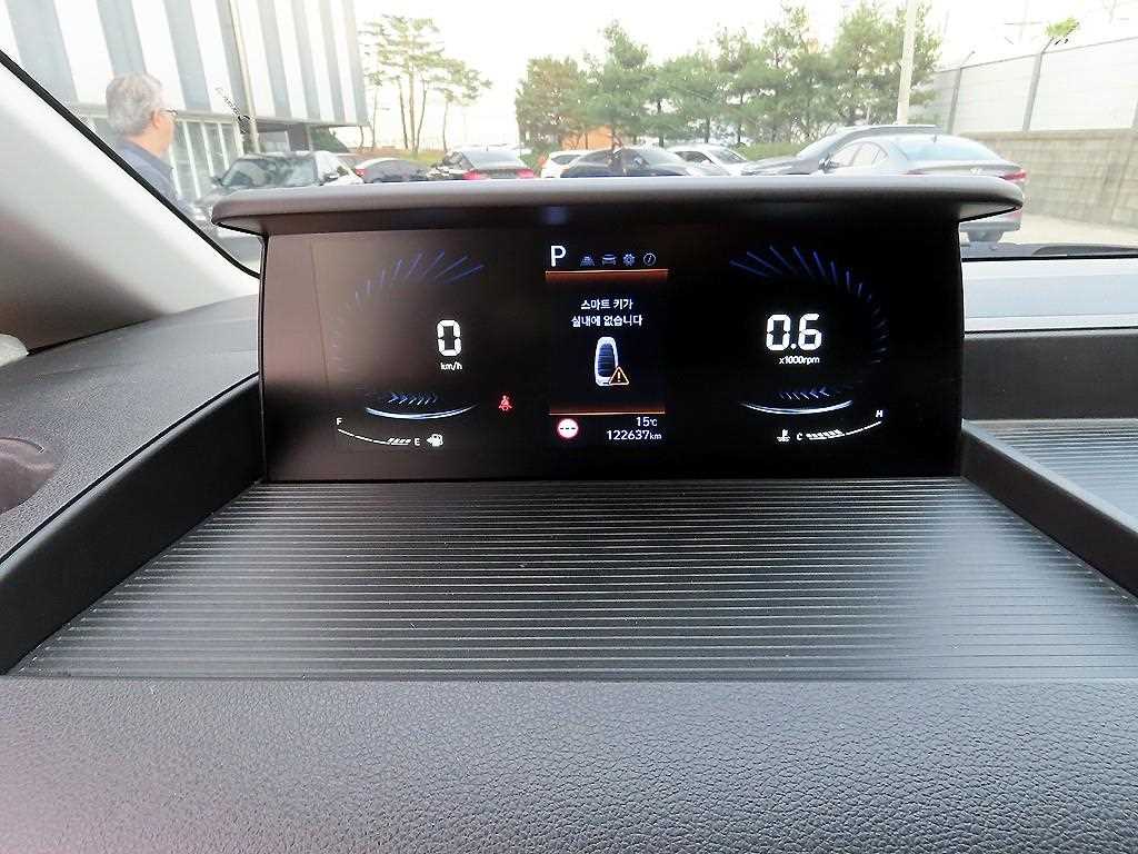 HYUNDAI Staria - Vista 9