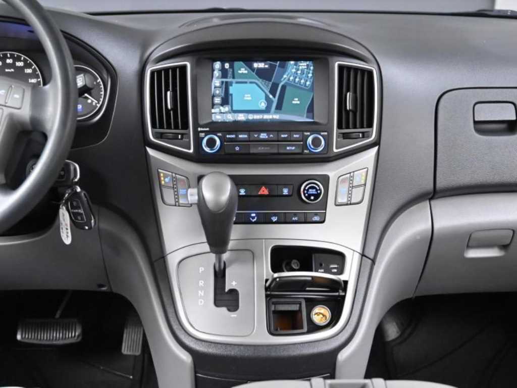 HYUNDAI Starex 2019 - Importación desde Corea - HF Imports Iquique - Foto 14