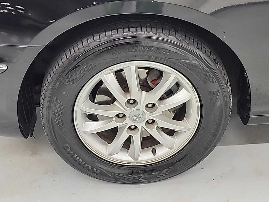 HYUNDAI Grandeur 2010 Negro - Importación desde Corea - HF Imports Iquique - Foto 19