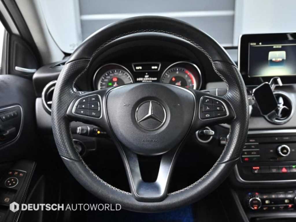 Mercedes Benz GLA Class 2017 Blanco - Importación desde Corea - HF Imports Iquique - Foto 13