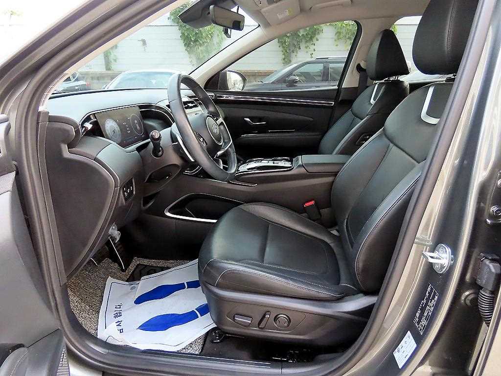 HYUNDAI Tucson - Vista 5