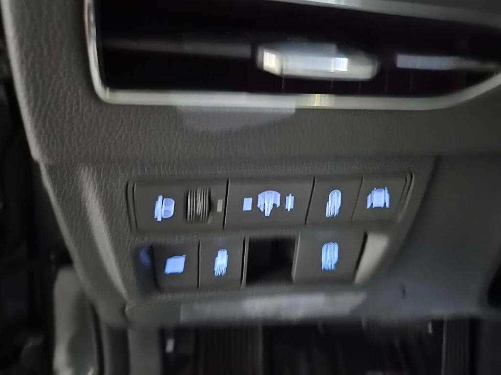 HYUNDAI Sonata - Vista 12