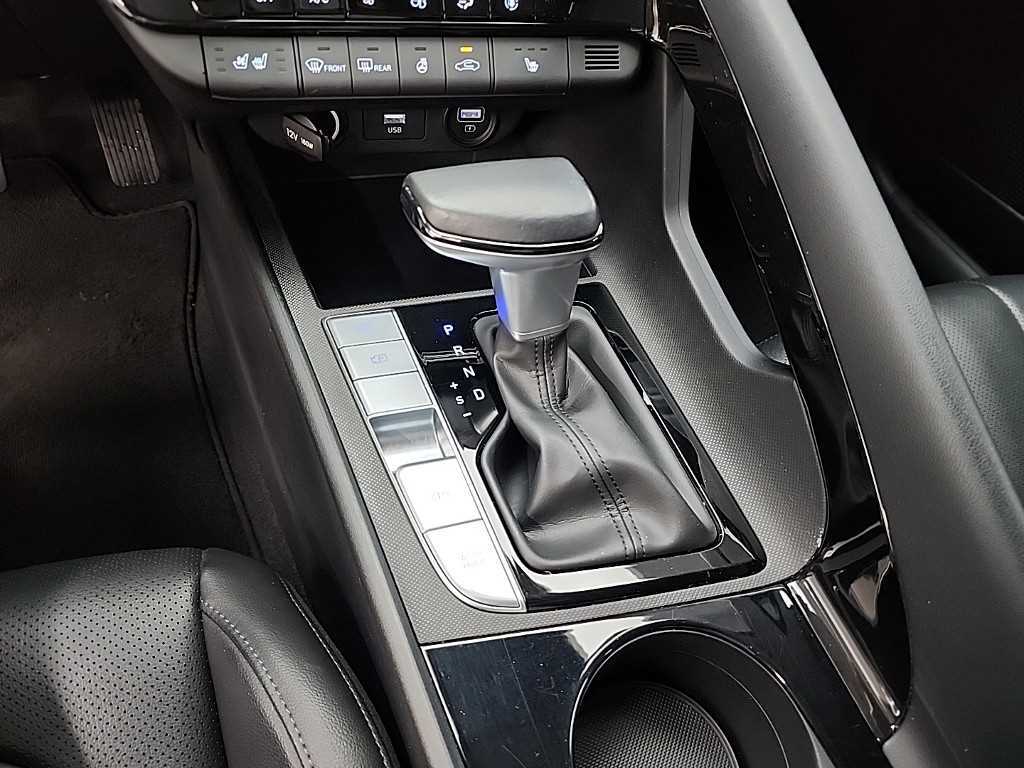 HYUNDAI Avante - Vista 8