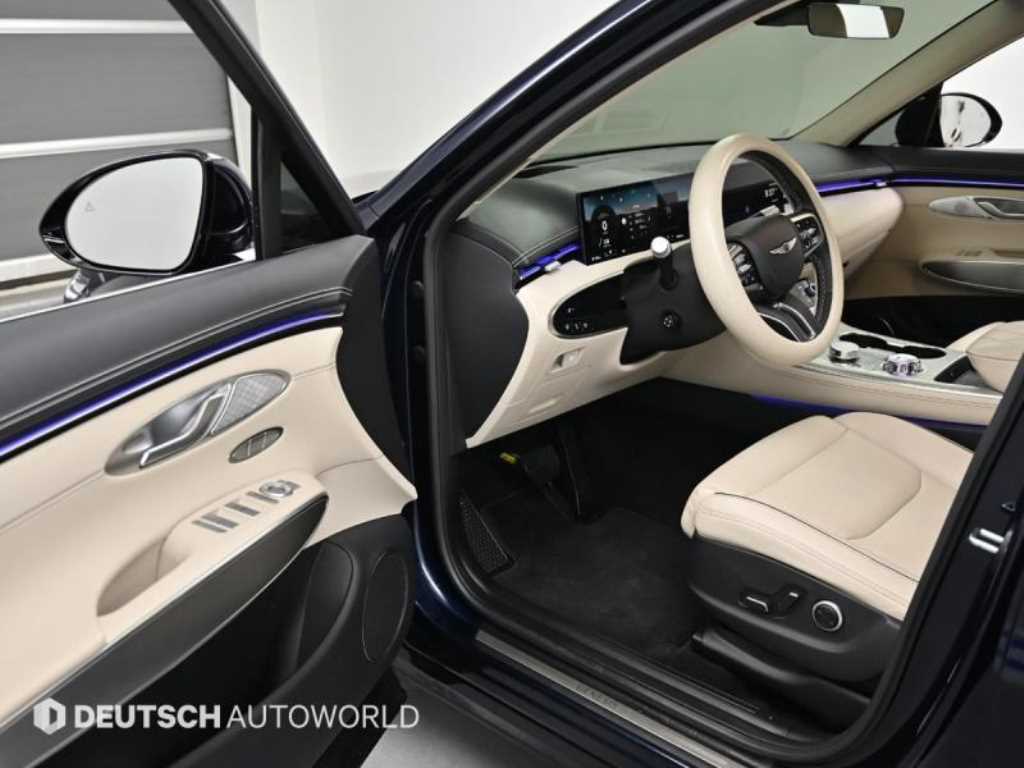 Genesis GV70 - Vista 11