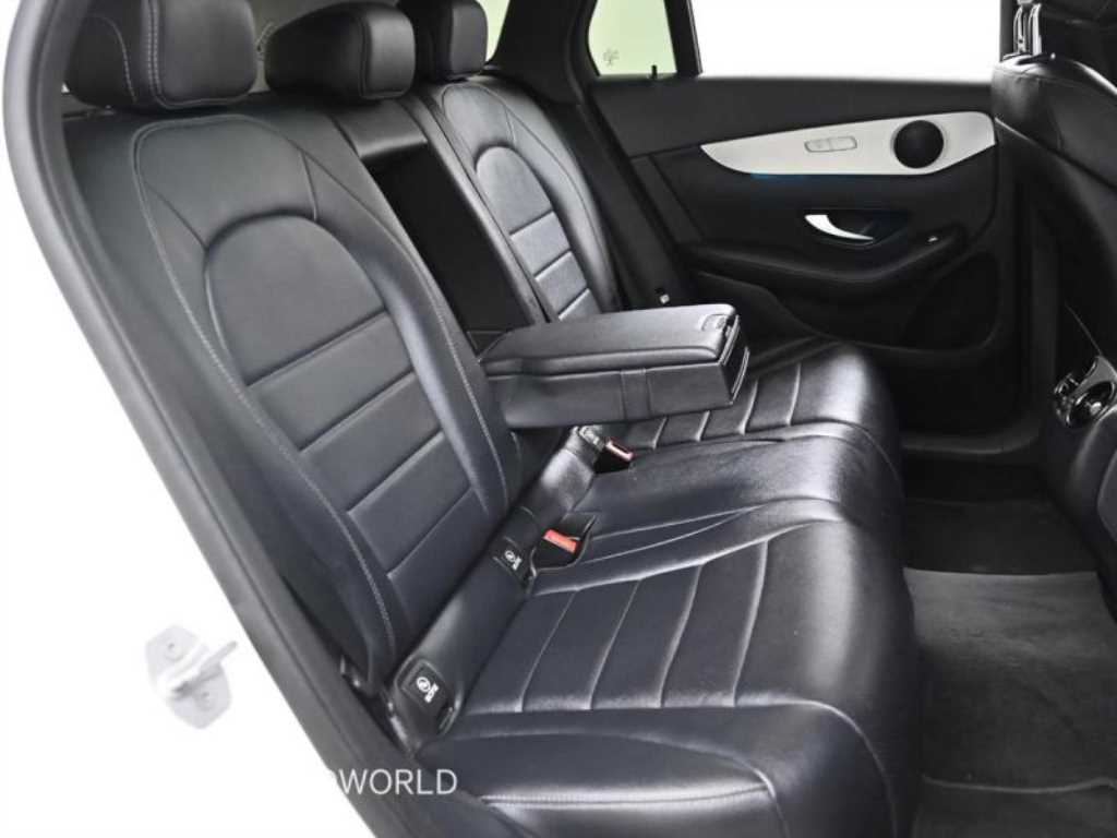 Mercedes Benz GLC Class - Vista 12