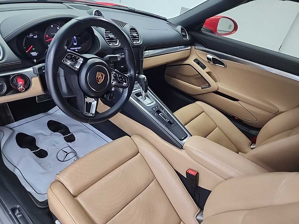 Porsche 718 - Vista 7