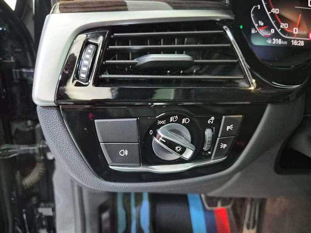 BMW 5 Series - Vista 12