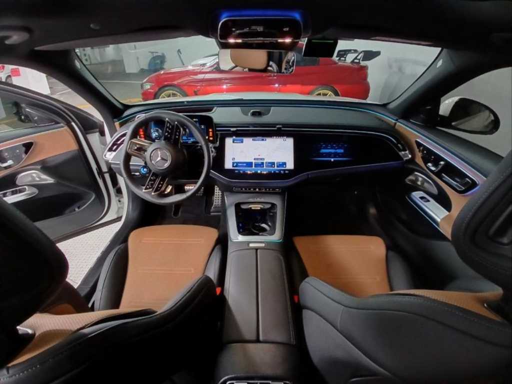 Mercedes Benz E class - Vista 6